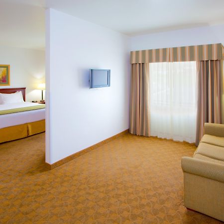 Holiday Inn Express Hotel & Suites Elkins By Ihg Ngoại thất bức ảnh