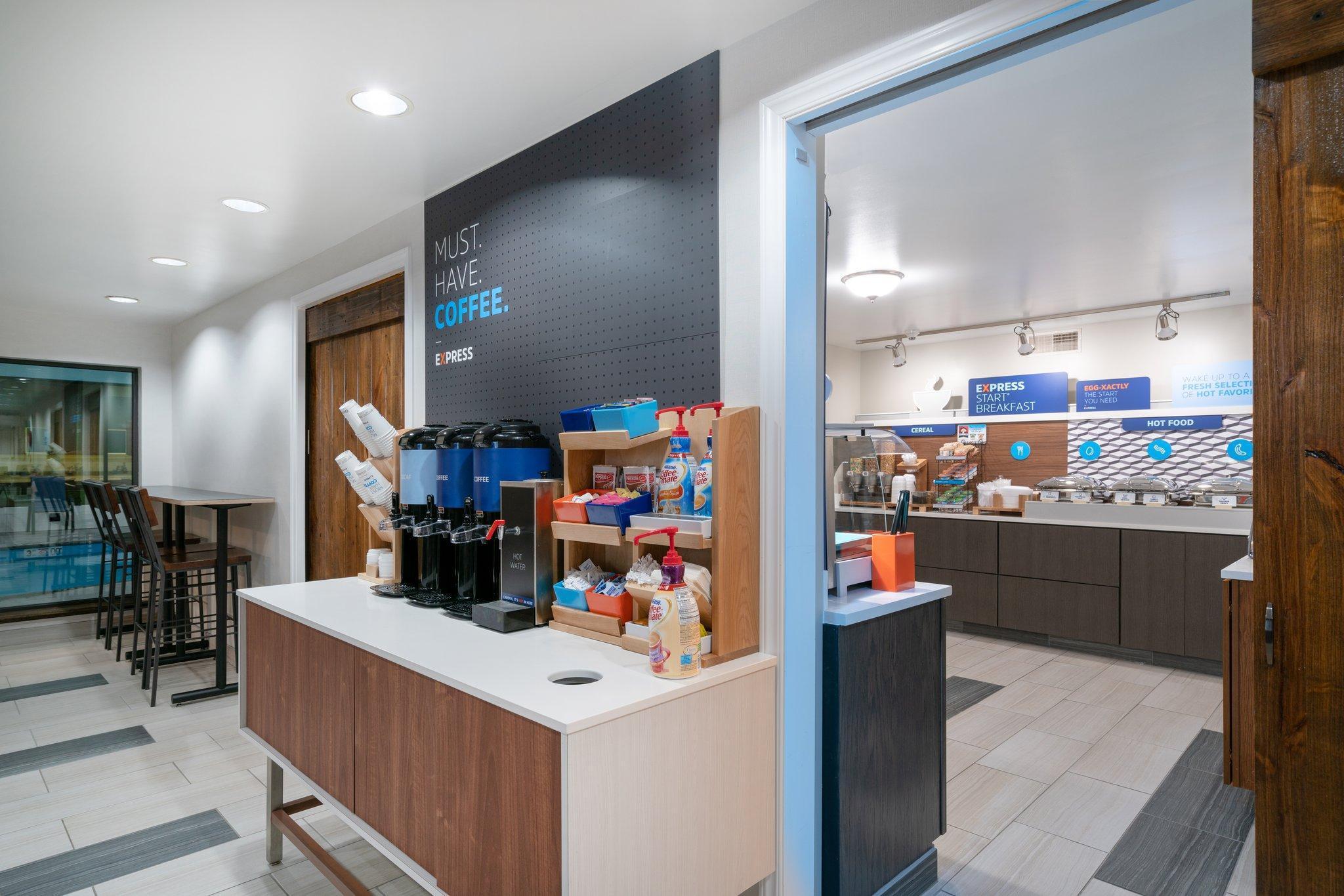 Holiday Inn Express Hotel & Suites Elkins By Ihg Ngoại thất bức ảnh