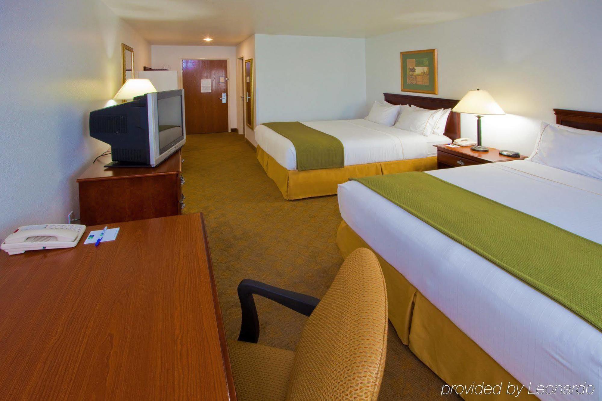 Holiday Inn Express Hotel & Suites Elkins By Ihg Ngoại thất bức ảnh